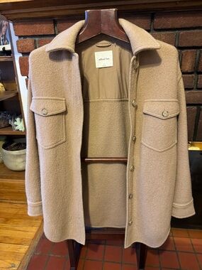 Wilfred Men's Tan Wool Blend Shacket Jacket in like new condition